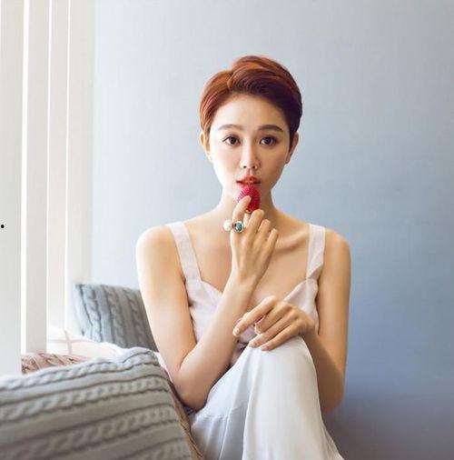 小海媚一多大秀在线视频,在线视频引发热议